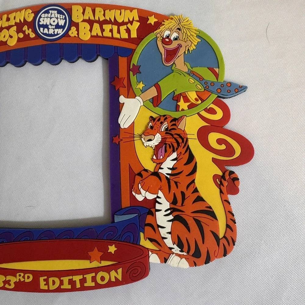 Ringling Brothers &‎ barnum & bailey Circus Rubber Magnetic Picture Frame
